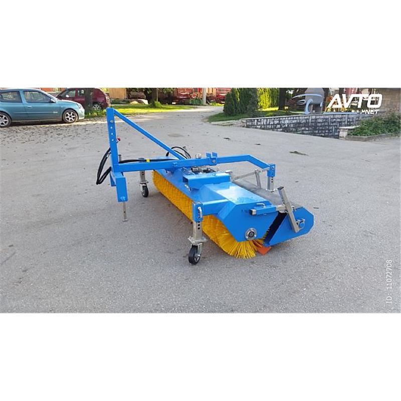 STROJ ZA POMETANJE SVD