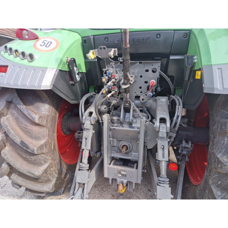 TRAKTOR FENDT 516 VARIO SCR