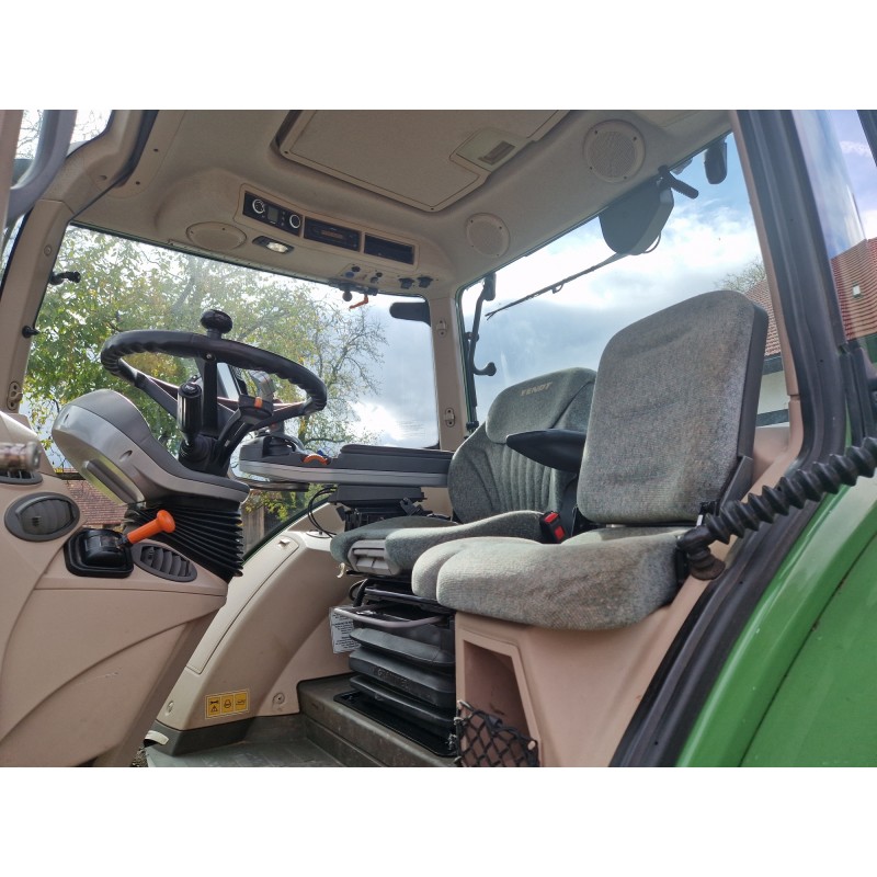 TRAKTOR FENDT 516 VARIO SCR