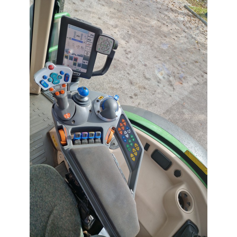 TRAKTOR FENDT 516 VARIO SCR