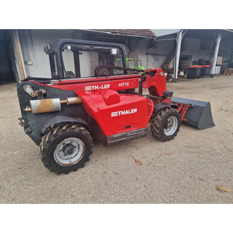 TELESKOPSKI NAKLADAČ