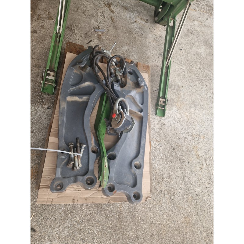 Čelni nakladač Fendt Cargo 4x75 Compact