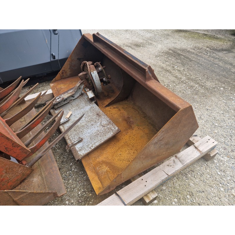 ZGIBNI NAKLADAČ WEIDEMANN