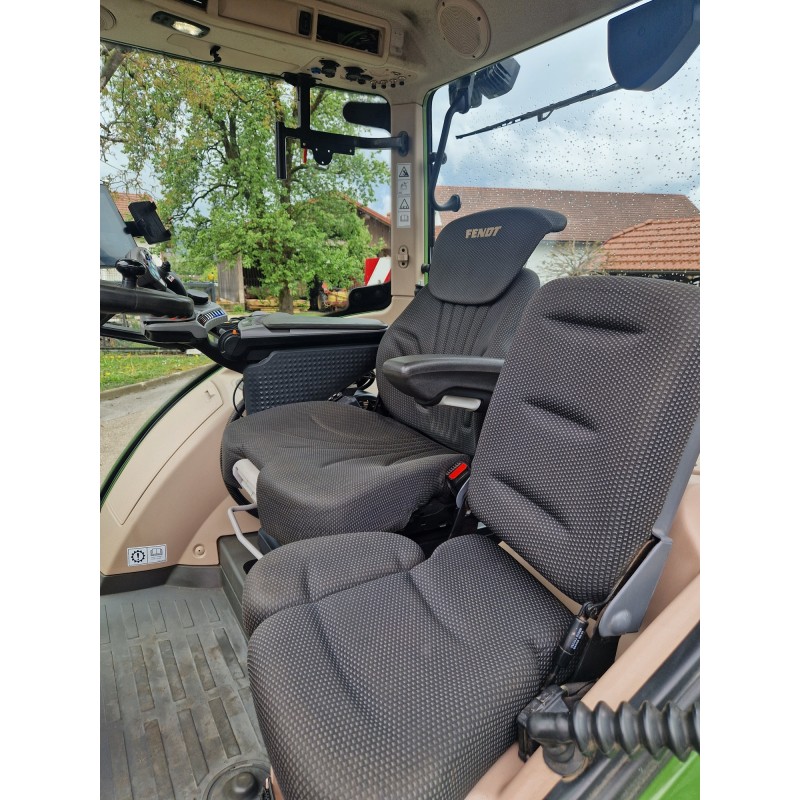 TRAKTOR FENDT 724 Vario
