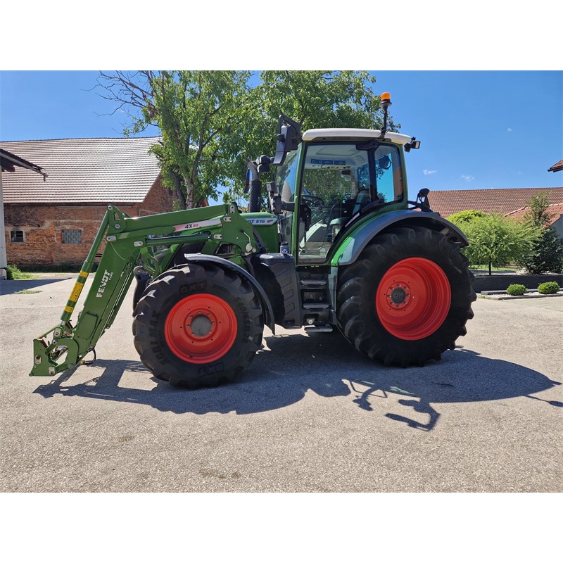 TRAKTOR FENDT 516 VARIO S4 TMS