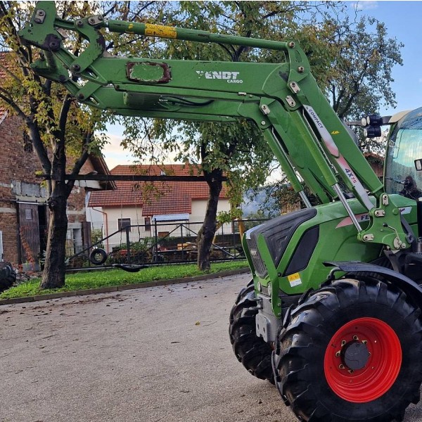 TRAKTOR FENDT 310 Vario S4 TMS