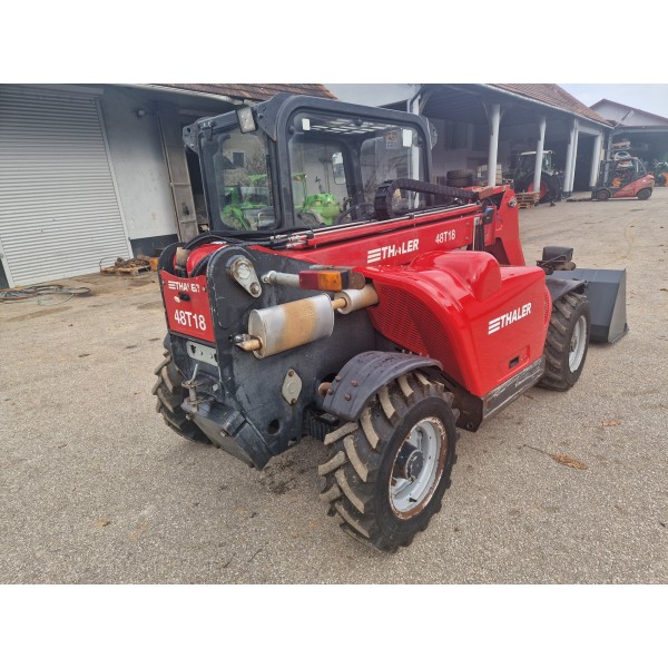 TELESKOPSKI NAKLADAČ