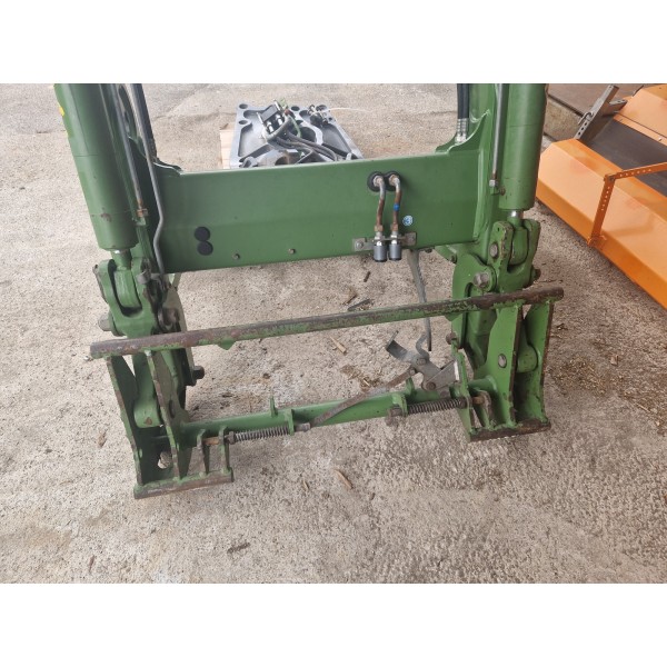 Čelni nakladač Fendt Cargo 4x75 Compact