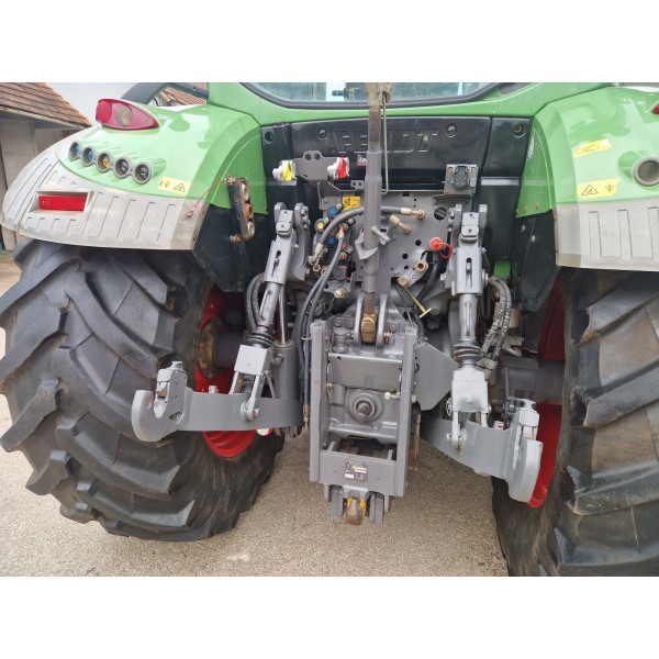 TRAKTOR FENDT 516 VARIO TMS SCR