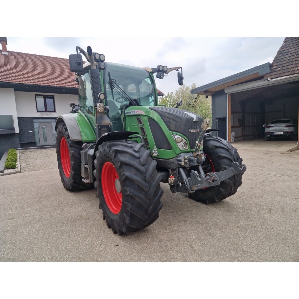 TRAKTOR FENDT 516 VARIO TMS SCR