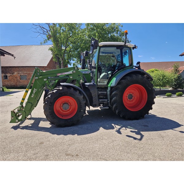 TRAKTOR FENDT 516 VARIO S4 TMS