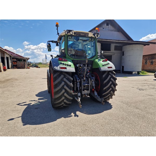 TRAKTOR FENDT 516 VARIO S4 TMS
