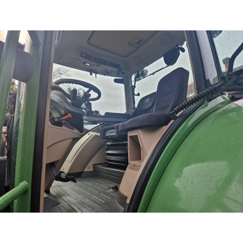 TRAKTOR FENDT