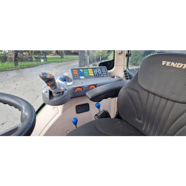 TRAKTOR FENDT 310 Vario S4 TMS