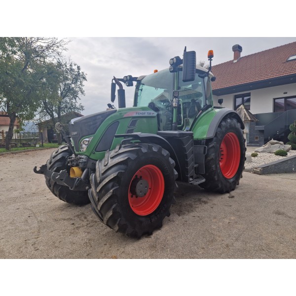 TRAKTOR FENDT