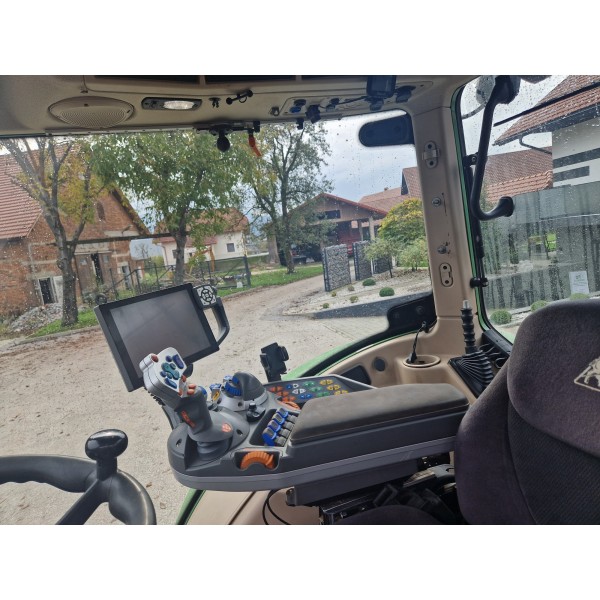 TRAKTOR FENDT