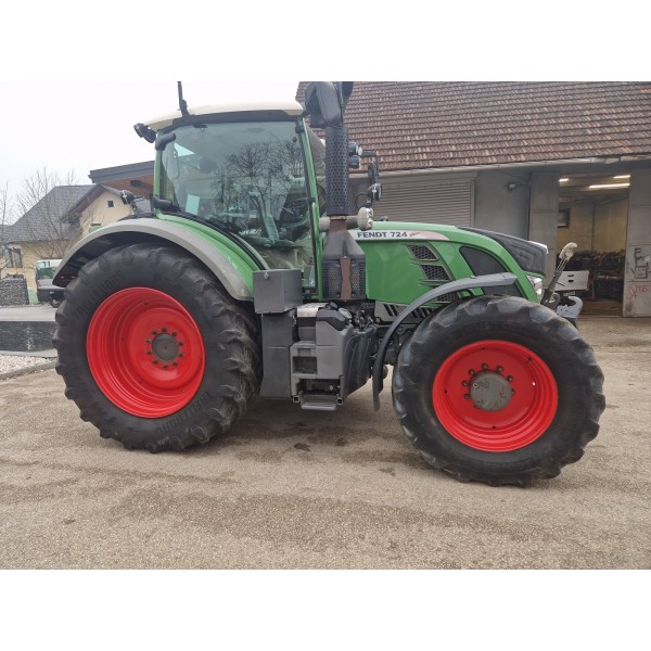 TRAKTOR FENDT
