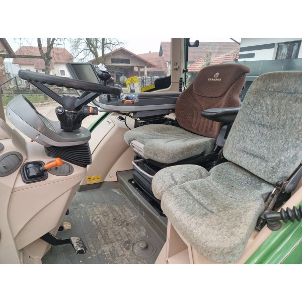 TRAKTOR FENDT