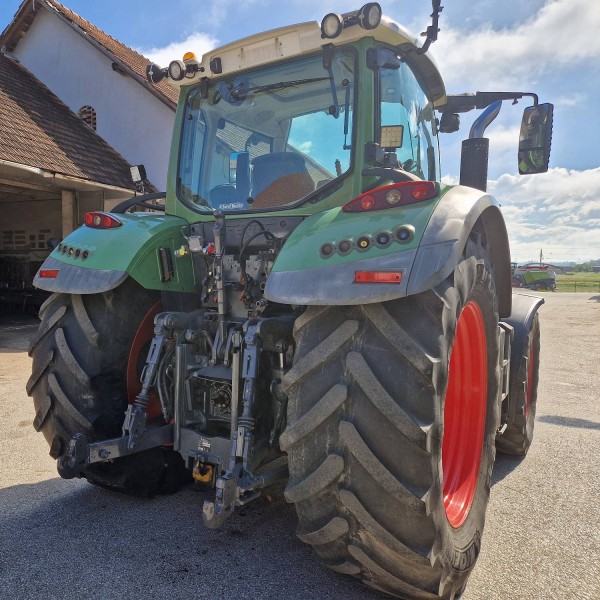 TRAKTOR FENDT 722 Vario