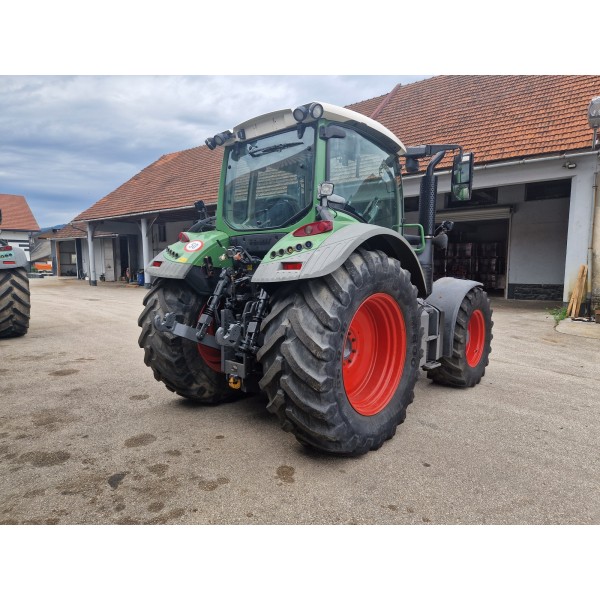 TRAKTOR FENDT 516 VARIO SCR
