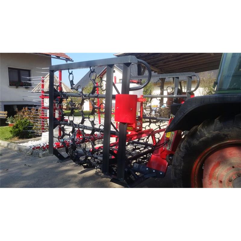 TRAVNIŠKA BRANA S ČESALOM IN SEJALNICO