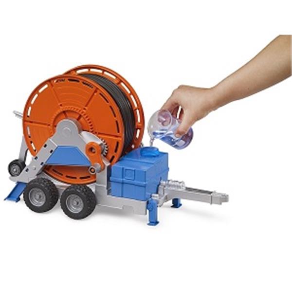 Bruder prikolica s cevjo za vodo