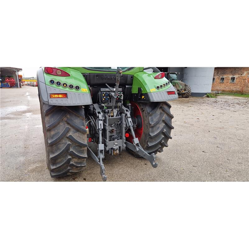 TRAKTOR FENDT 311 VARIO TMS S4