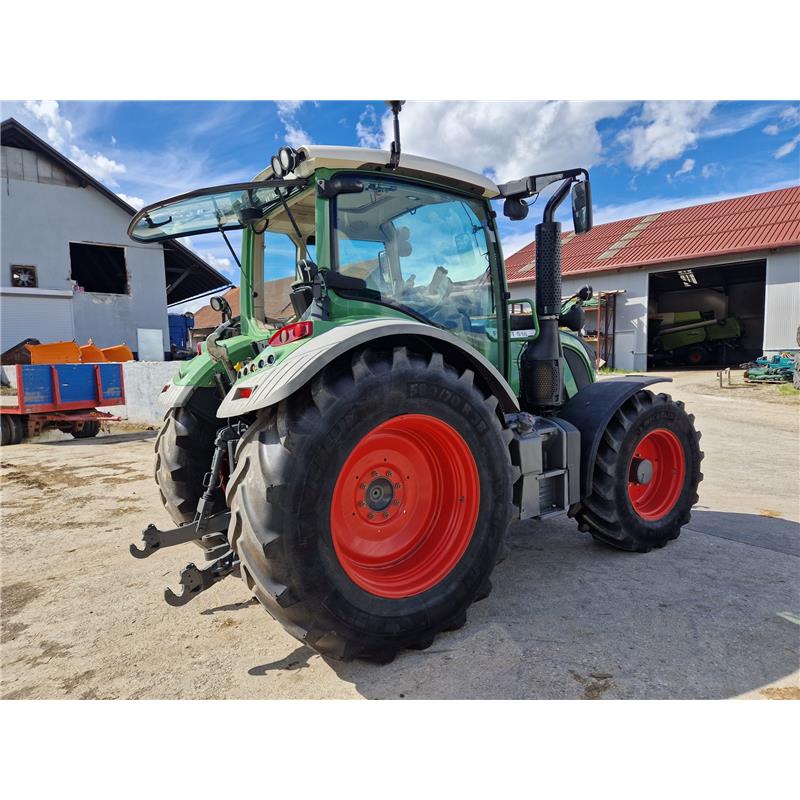 TRAKTOR FENDT 516 VARIO