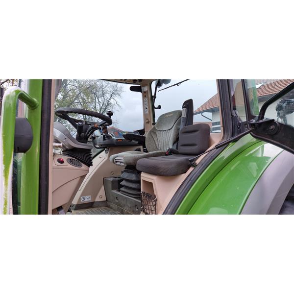 TRAKTOR FENDT 311 VARIO TMS S4