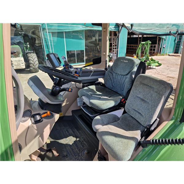 TRAKTOR FENDT 516 VARIO